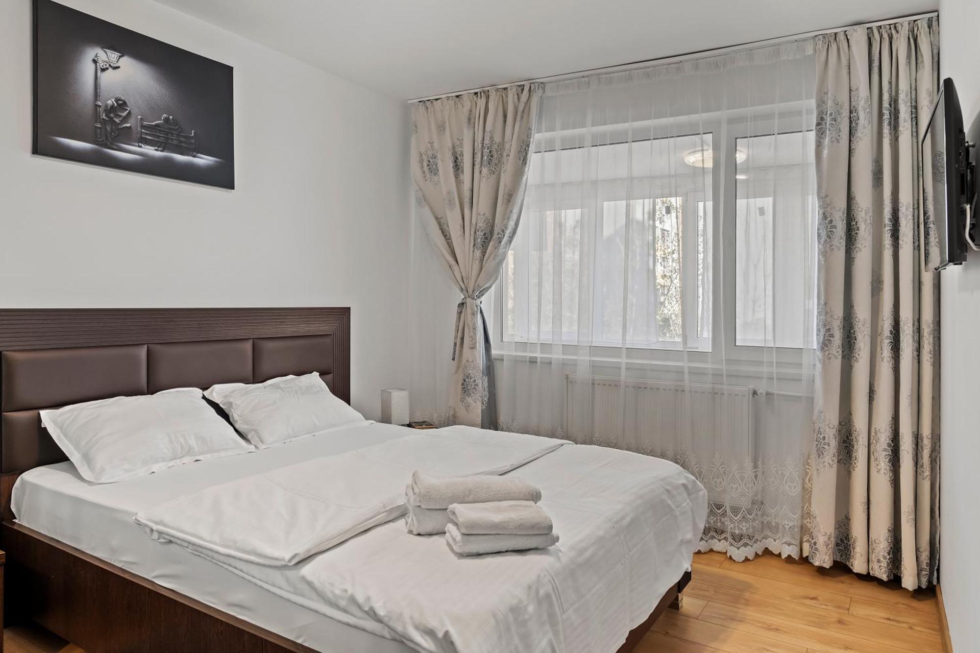 Apartament De Lux Drumul Taberei Bukarest Eksteriør billede